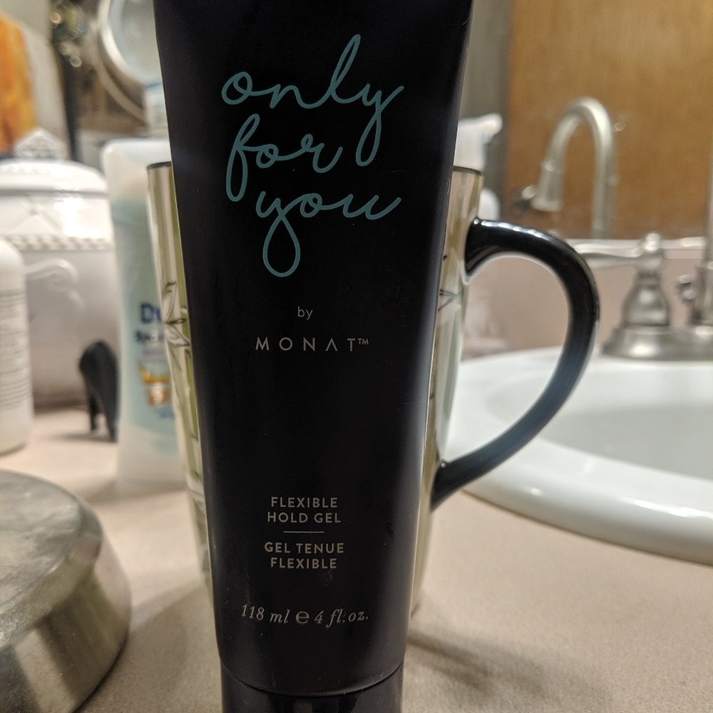 Monat flexible hold gel